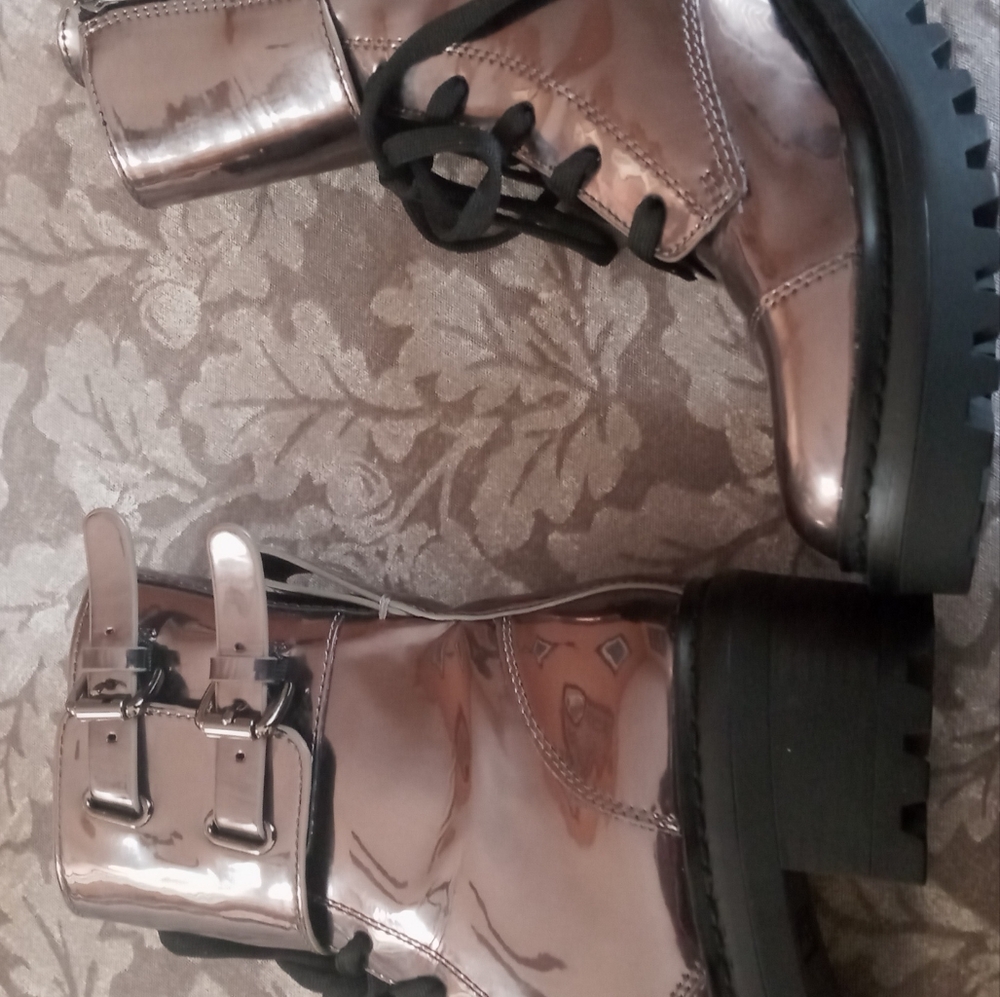 DKNK Woman's Bart Metallic Gunmetal Boots - Grey - Picture 4 of 5